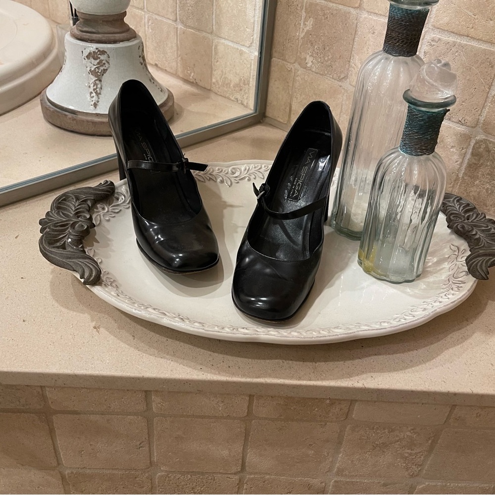 Via Spiga Black Heels Classic Design